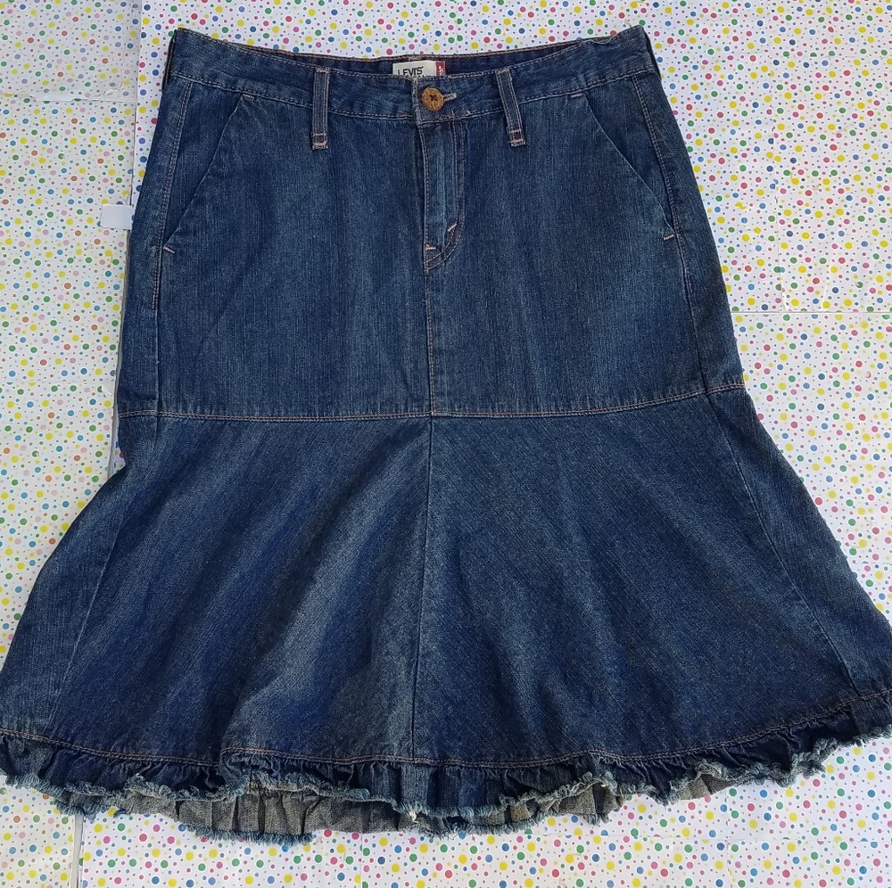 Levi's Jean Skirt Knee Length 10